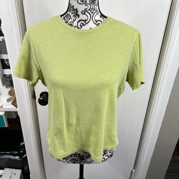 L.L. Bean Lime Green Cotton Crewneck Short Sleeve T-Shirt – Size M - Picture 1 of 5